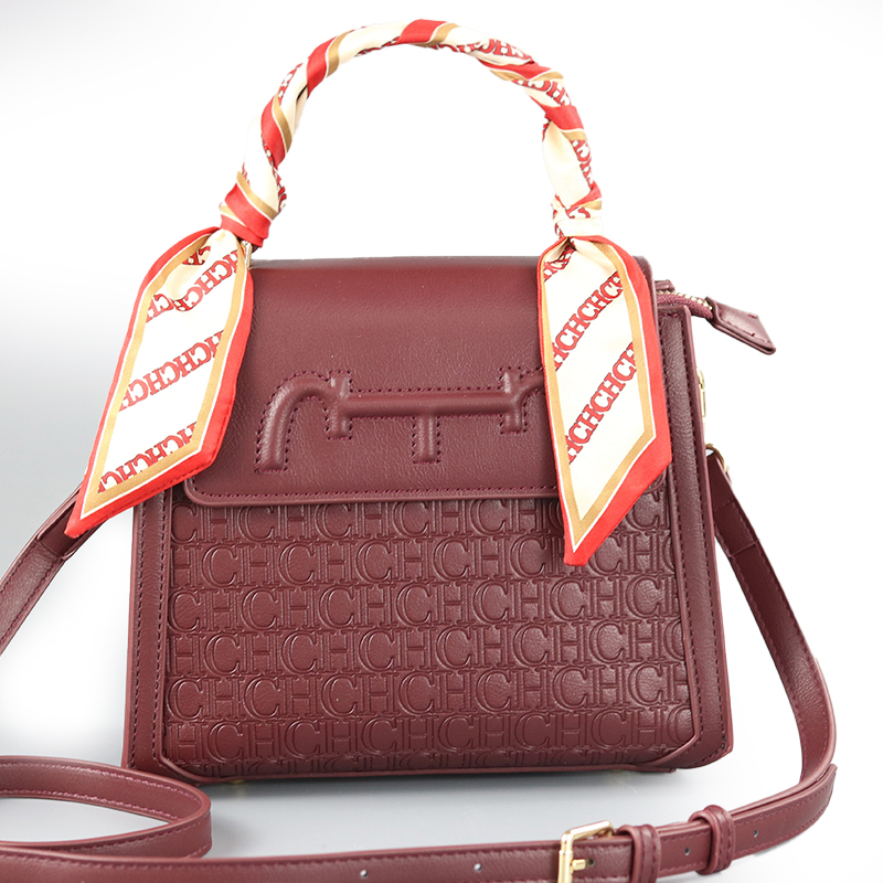 CH Women's Monogram Embossed C - Monogrammed Handkerchief 评论和价格
